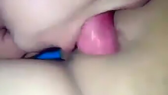 Sexy Volwassene Krijgt Een Deepthroat Blowjob