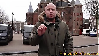 Turist Nyter Hardcore Oral Og Vaginal Sex Med Dyktig Nederlandsk Amatør